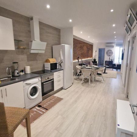 Barcelona,Apartamento Con Terraza Apartman L'Hospitalet de Llobregat Kültér fotó
