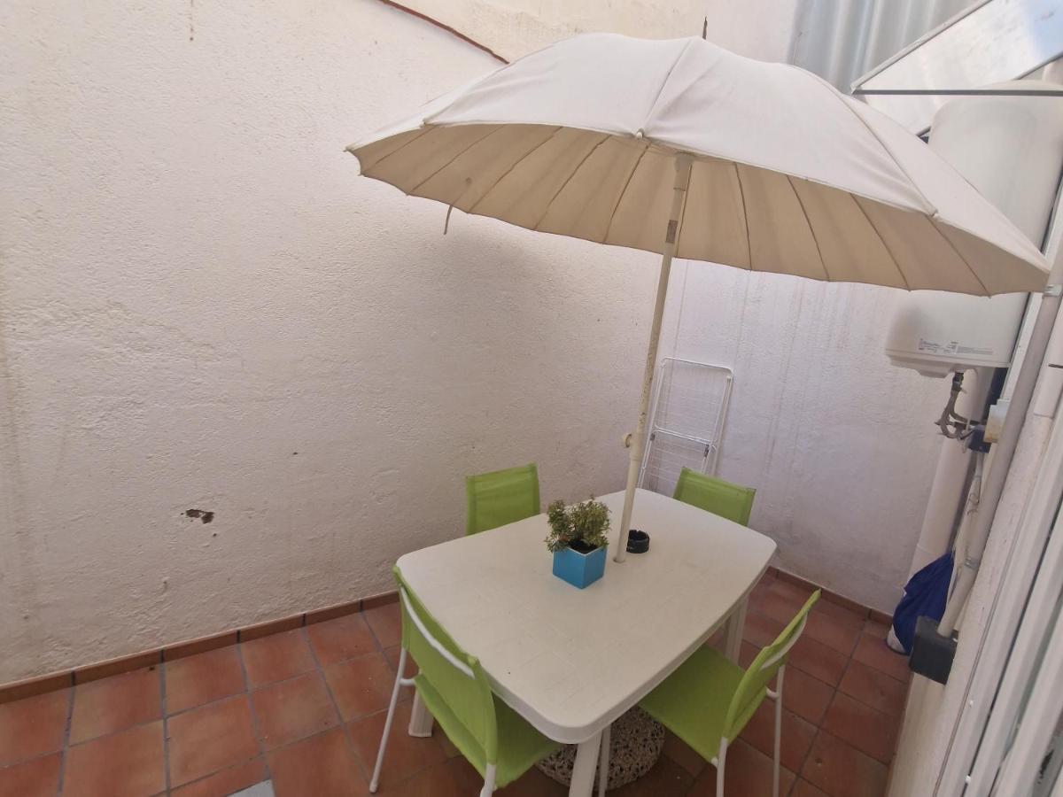 Barcelona,Apartamento Con Terraza Apartman L'Hospitalet de Llobregat Kültér fotó