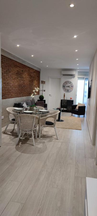 Barcelona,Apartamento Con Terraza Apartman L'Hospitalet de Llobregat Kültér fotó