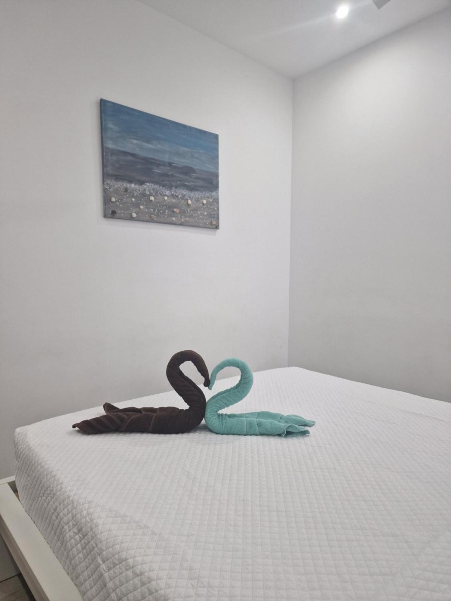 Barcelona,Apartamento Con Terraza Apartman L'Hospitalet de Llobregat Kültér fotó